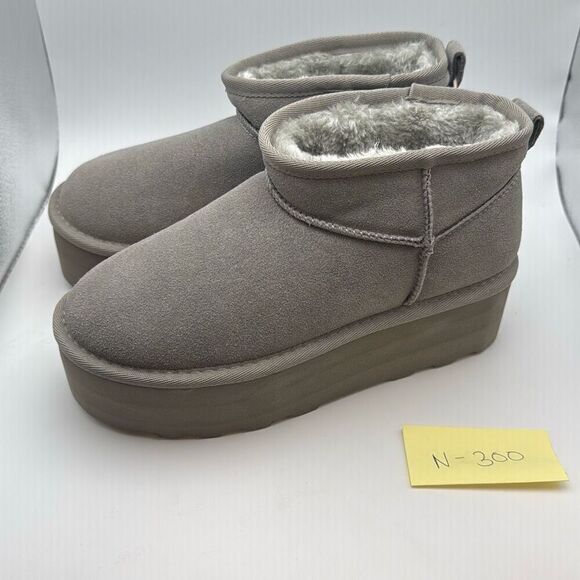 CUSHIONAIRE Hippy Women’s Platform Ankle Boots – Genuine Suede, Faux Fur Lining - Picture 3 of 7